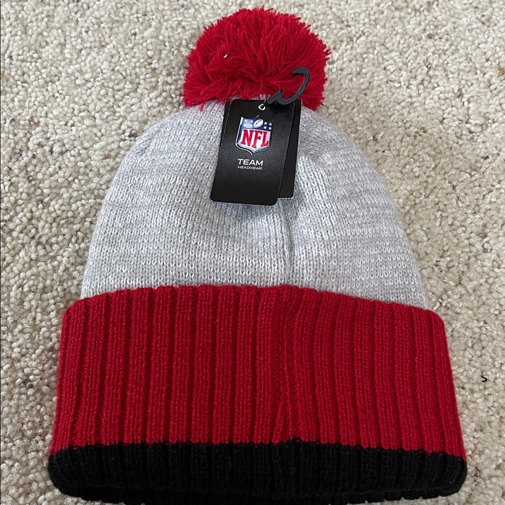 NWT NFL COZY SF 49ERS BEANIE WINTER SAN FRANCISCO CHRISTIAN MCCAFFEREY - Picture 6 of 7